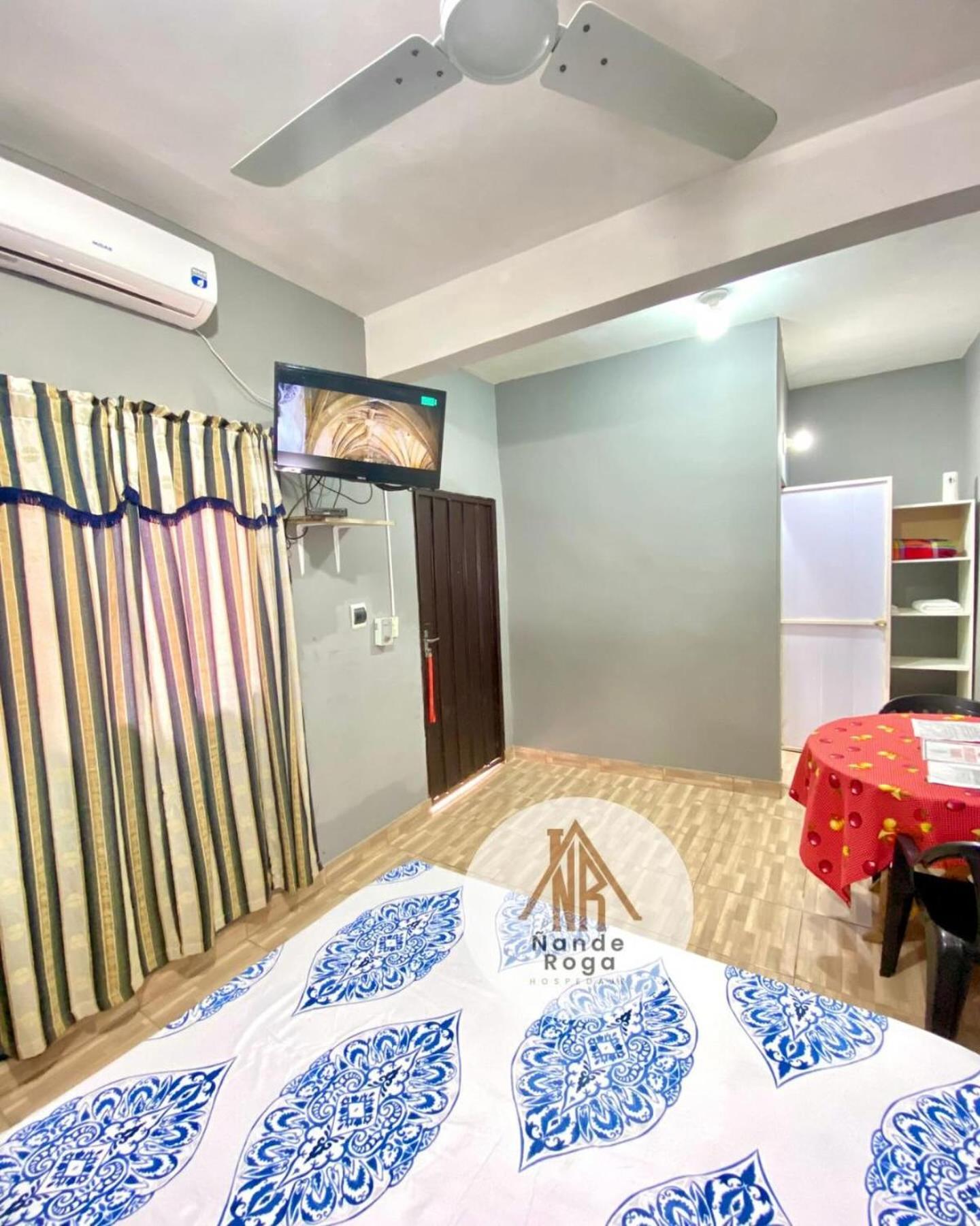 Hospedaje Nande Roga Capiata ภายนอก รูปภาพ