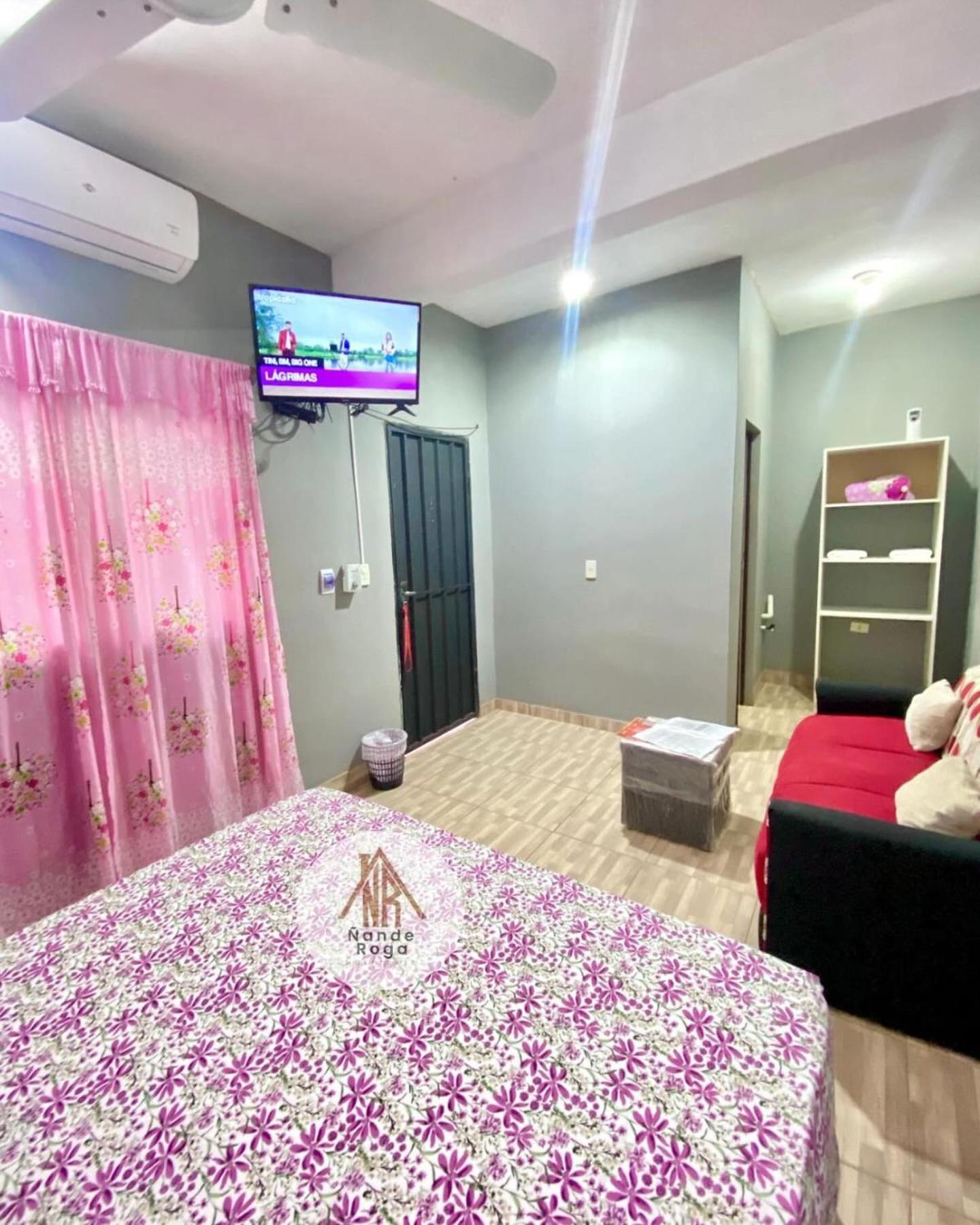 Hospedaje Nande Roga Capiata ภายนอก รูปภาพ